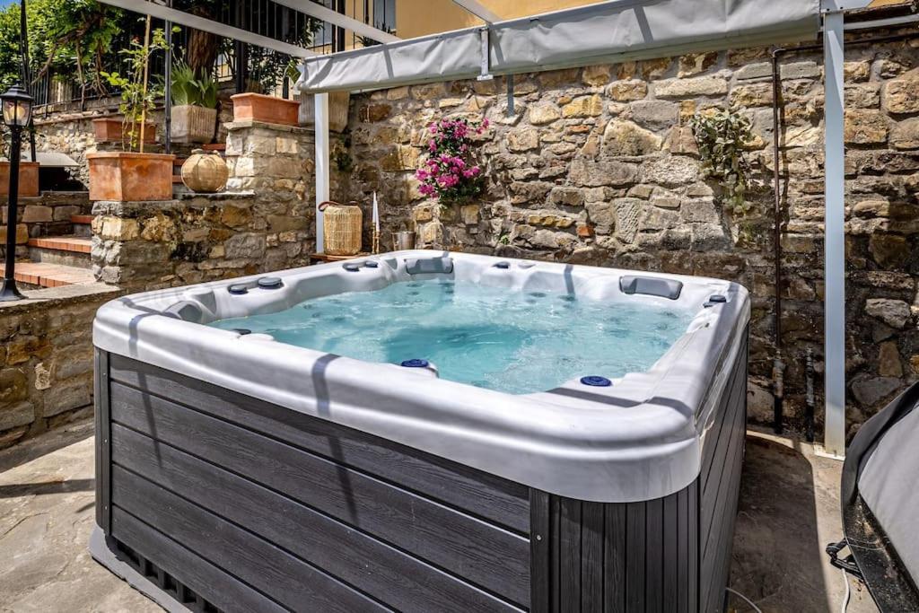 Luxury Limonaia With Jacuzzi Near Florence San Jacopo al Girone Εξωτερικό φωτογραφία